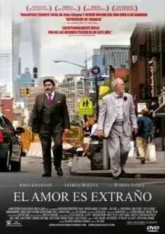 El amor es extraño (2014)